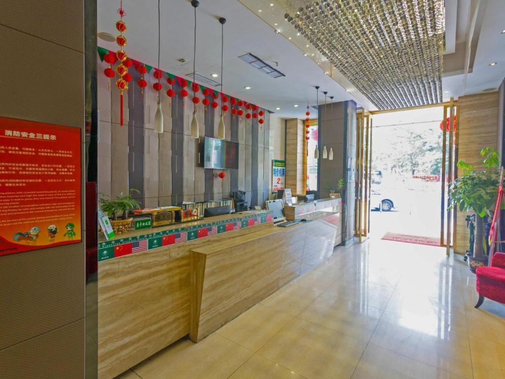 Greentree Alliance Shenzhen Shekou Sea World Hotel Экстерьер фото